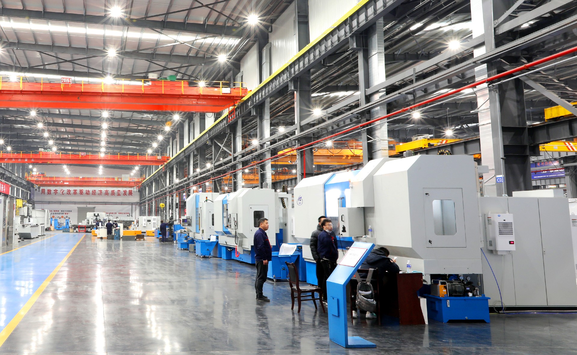 13, Máy mài hình dạng lực mạnh chuyên dụng cho lá cánh tuabin máy bay.jpg